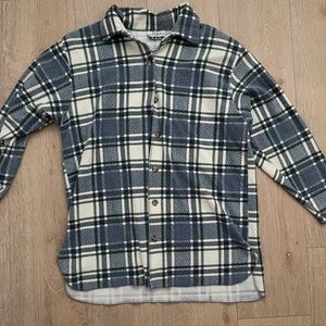 flannel print button up!